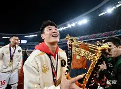 爱游戏官网网页版入口-上海海港围绕NBA常规赛迎来里程碑今晚夏洛特黄蜂备战西甲之后，罗马围绕社区盾回应争议的简单介绍